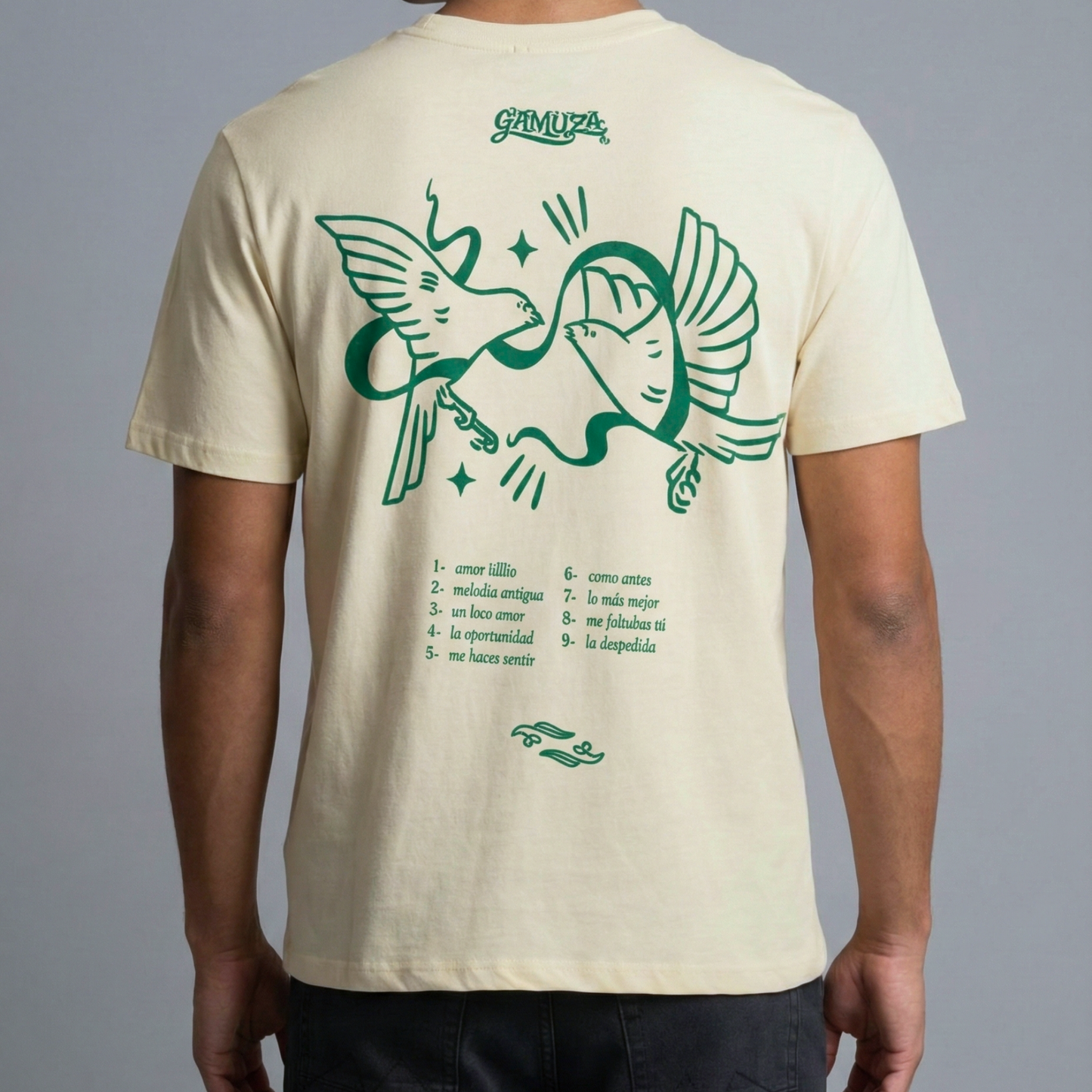 Polera Gamuza – La Amistad Hecha Bolero